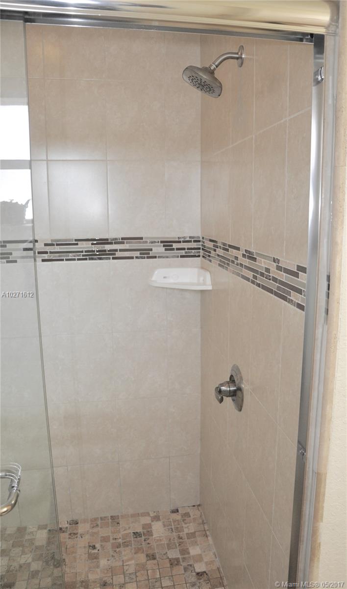 HIGHLAND LAKES SEC 6 - Residential