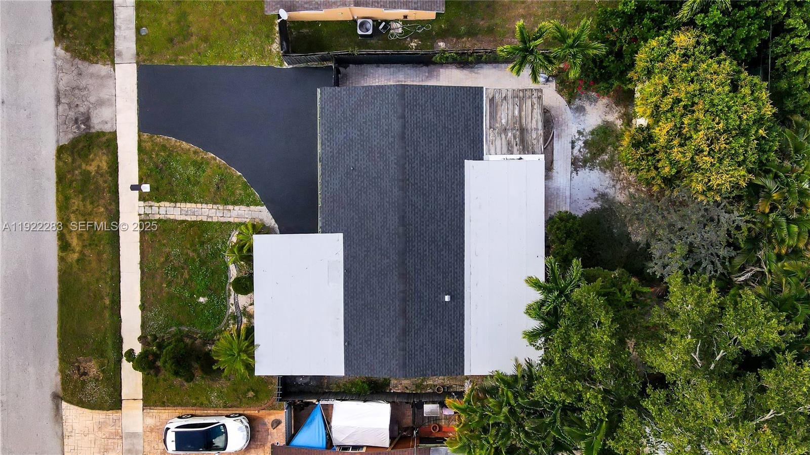 DRIFTWOOD PLAZA NO 3 - Residential