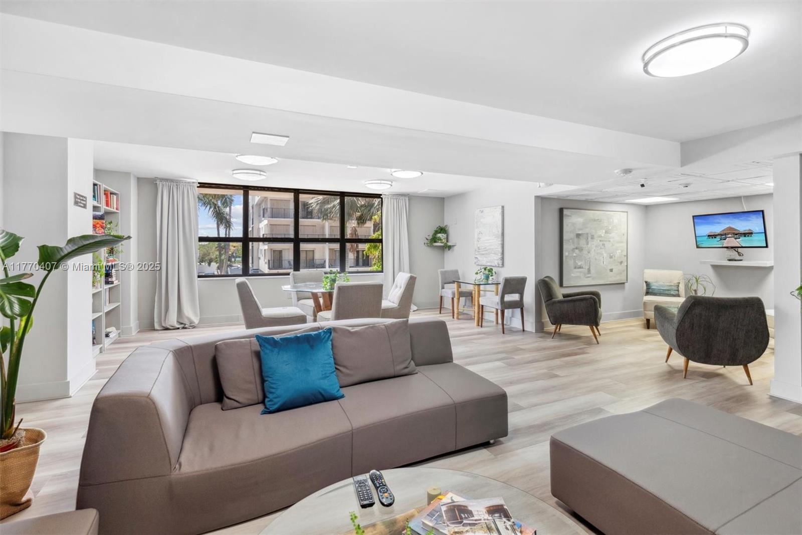 MAR DEL PLATA CONDO - Residential