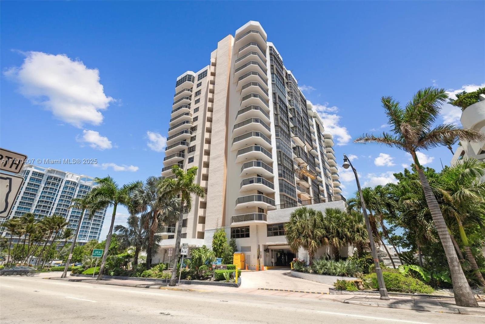 MAR DEL PLATA CONDO - Residential