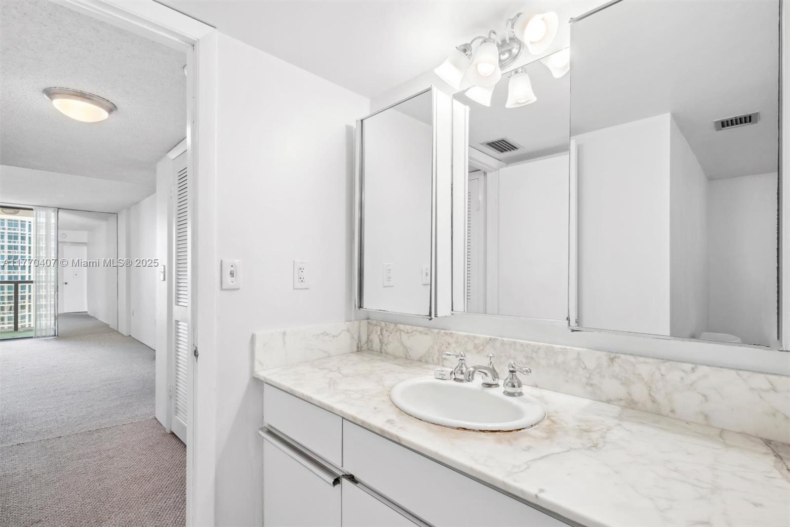 MAR DEL PLATA CONDO - Residential