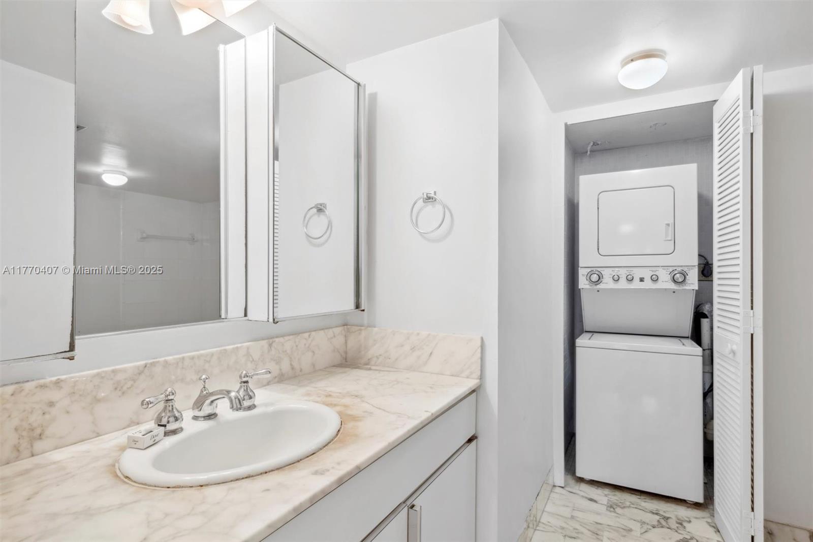 MAR DEL PLATA CONDO - Residential