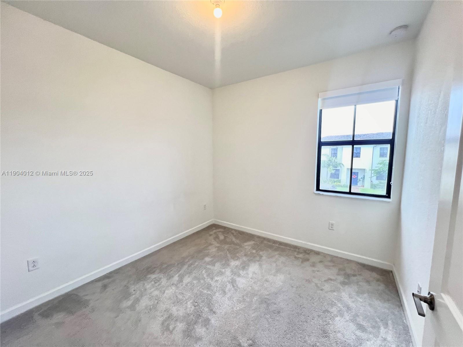 SIENA RESERVE - Residential Lease