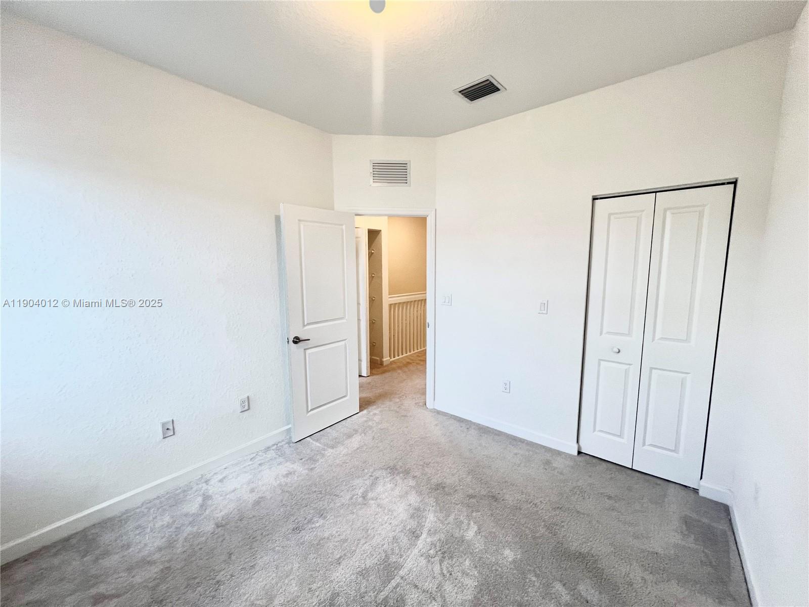 SIENA RESERVE - Residential Lease