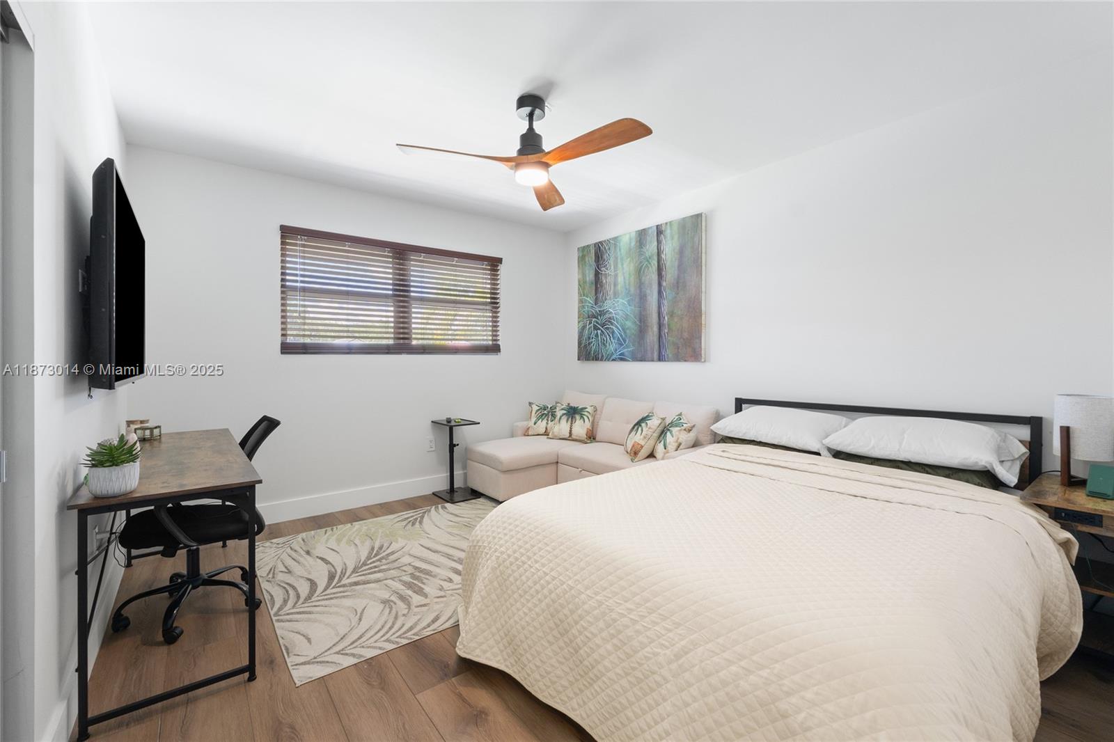 ROYAL OAKS - Residential