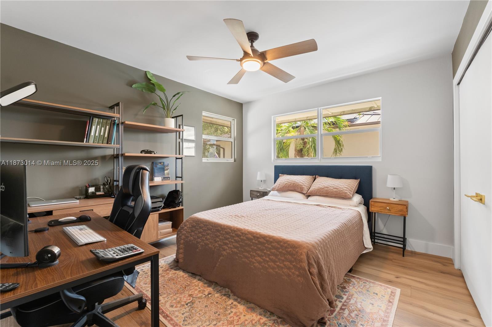 ROYAL OAKS - Residential