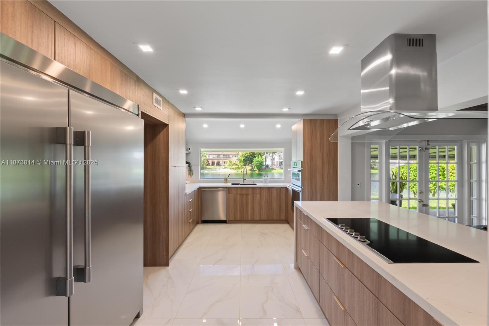 ROYAL OAKS - Residential