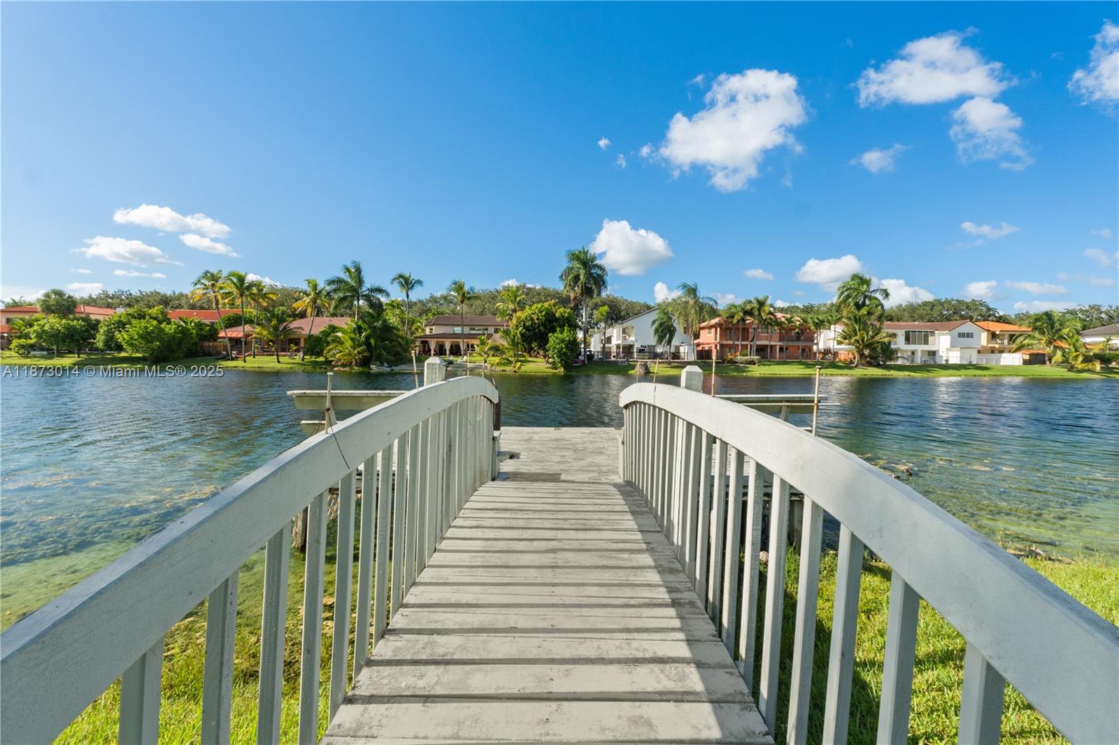 ROYAL OAKS - Residential