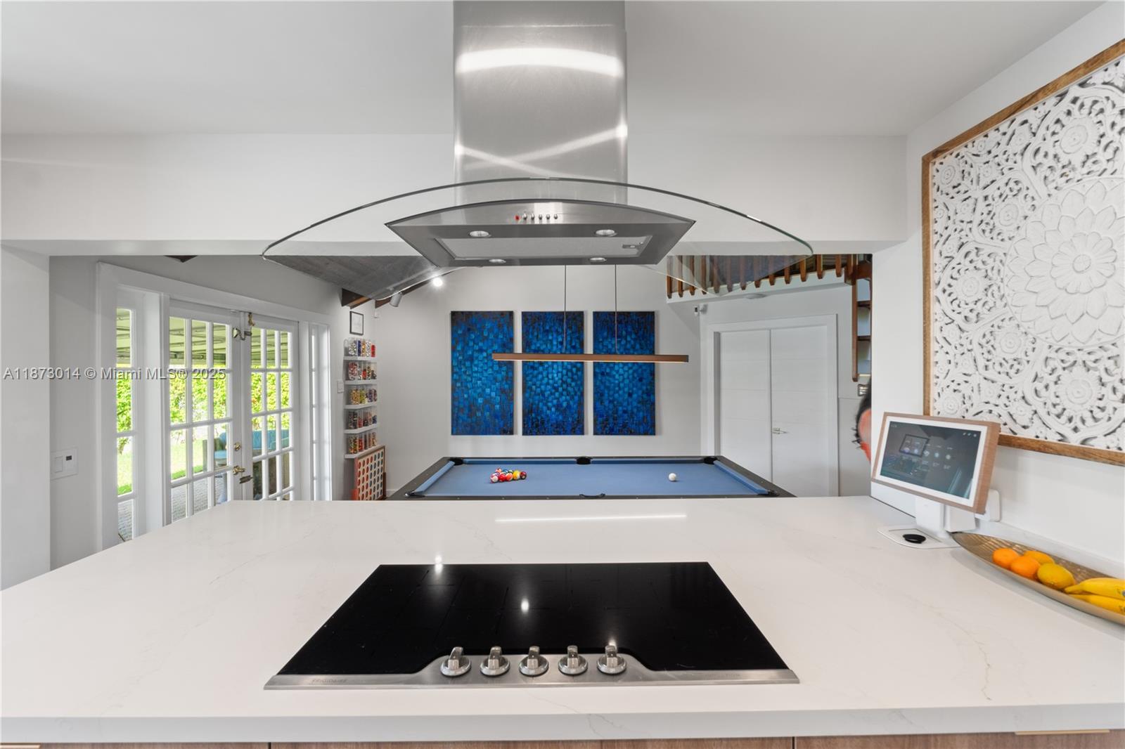 ROYAL OAKS - Residential