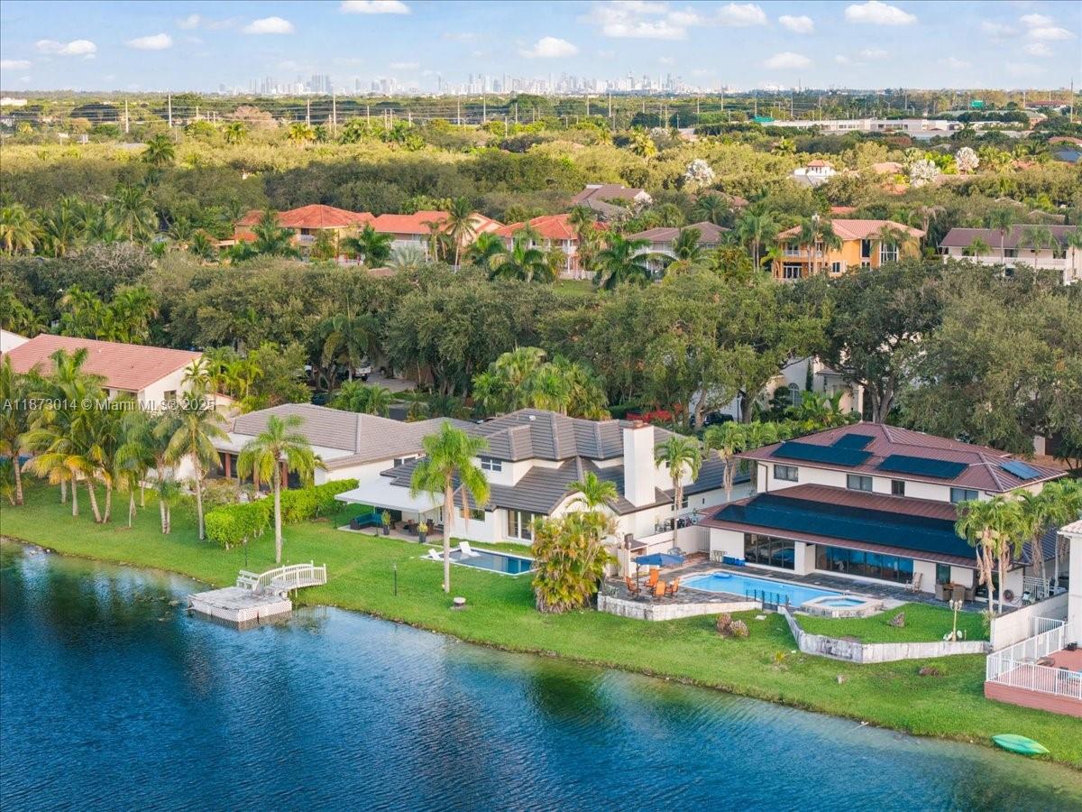 ROYAL OAKS - Residential