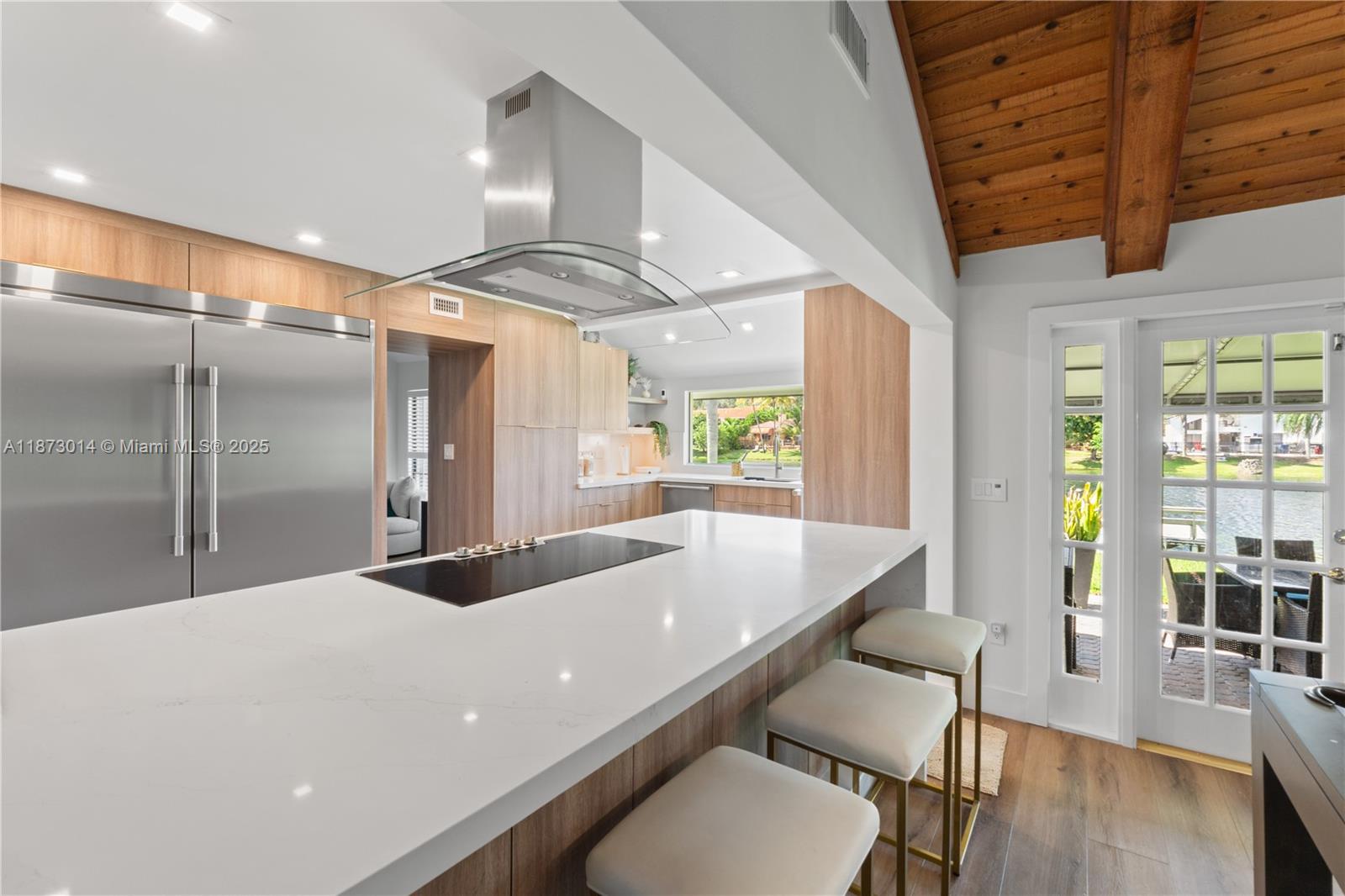 ROYAL OAKS - Residential