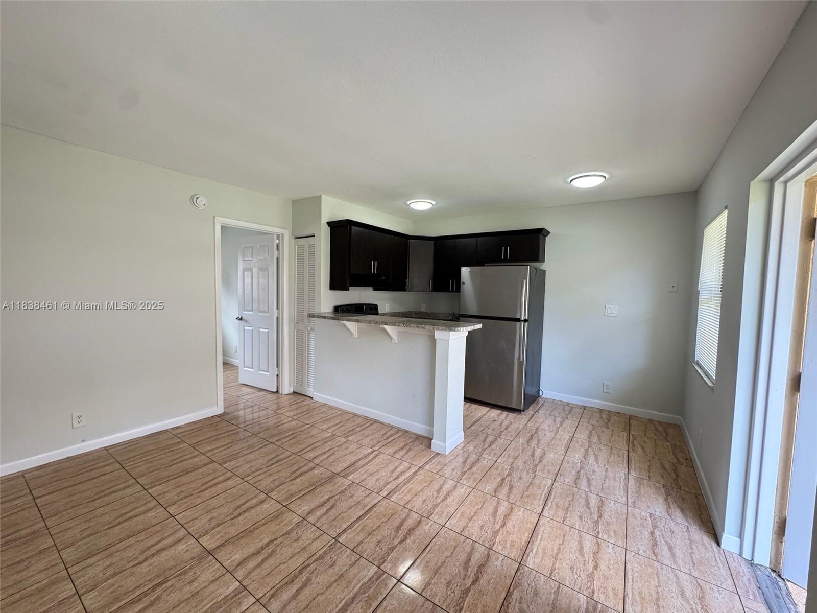 101 NE 41st St G111
