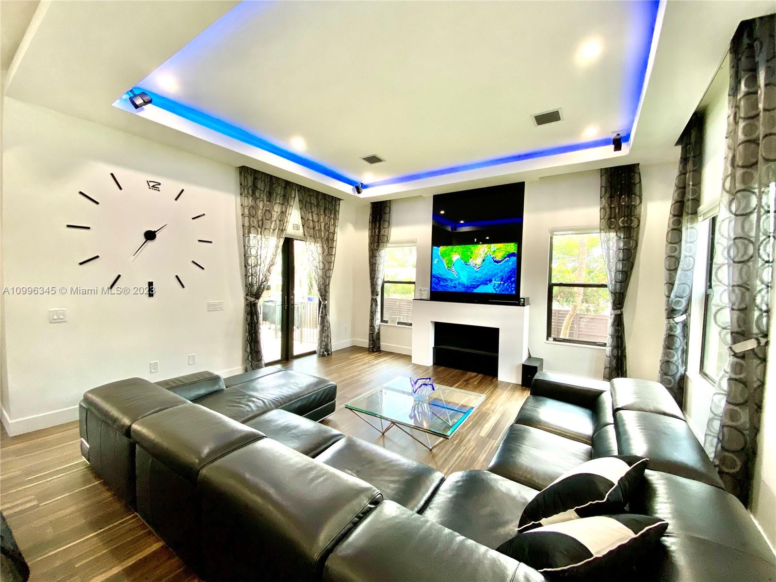 HOLLYWOOD LAKES SEC - Residential Lease