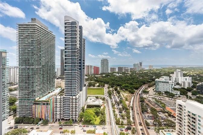 THE AXIS ON BRICKELL COND - Residential Lease