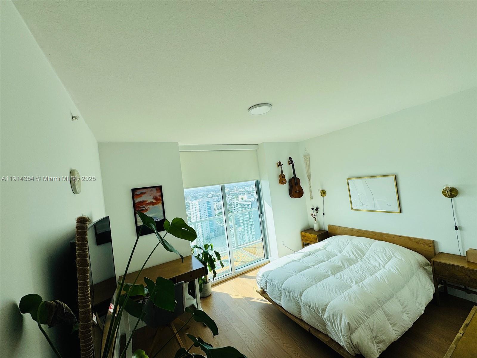 THE AXIS ON BRICKELL COND - Residential Lease