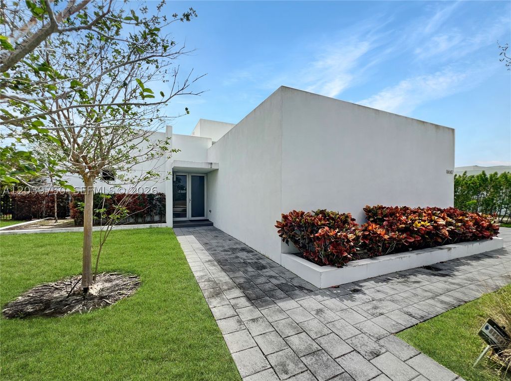 Photo of 16582 S Botaniko Dr S #16582, Weston, FL 33326 (MLS # A12039750)