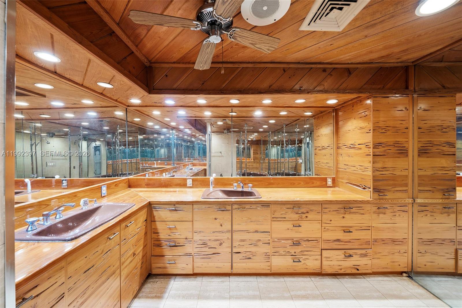 GOLDEN ISLES SEC - Residential