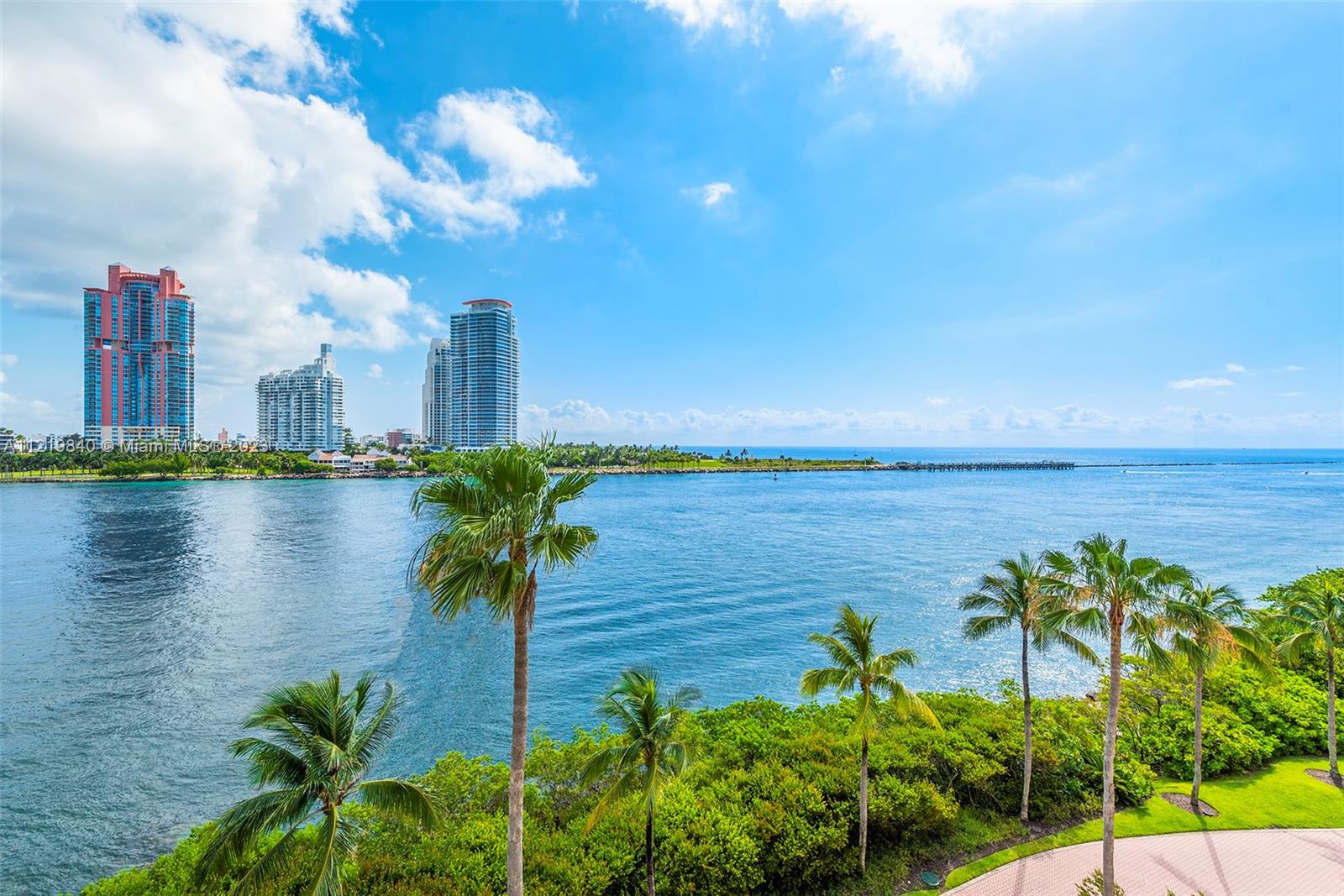 OCEANSIDE @ FISHER ISL CO - Residential