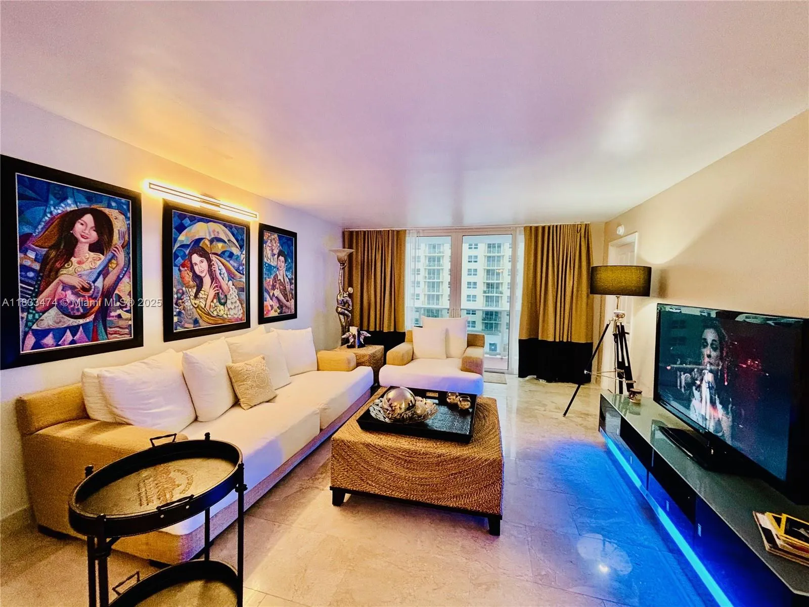 Hallandale Beach, Florida 33009, United States, 1 Bedroom Bedrooms, ,2 BathroomsBathrooms,Residential,Active,163103
