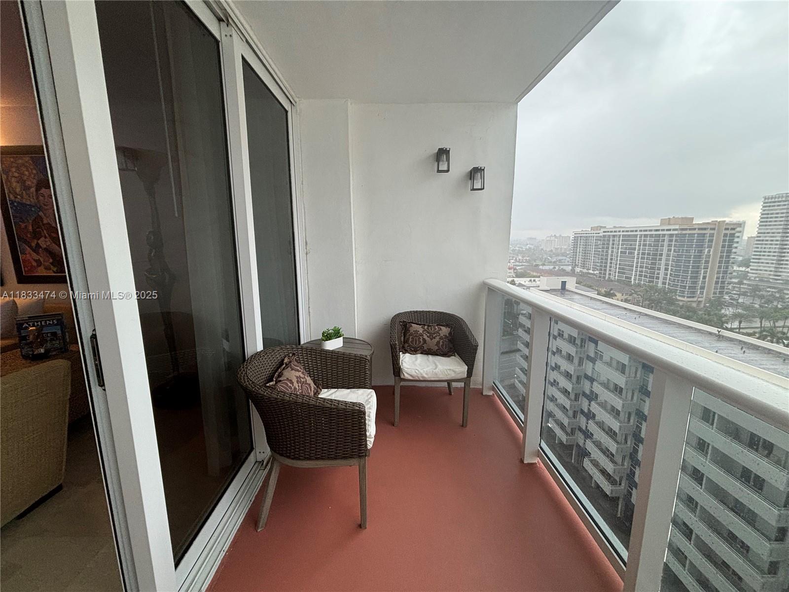 3140 S Ocean Dr 1207