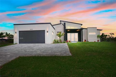 4009 W Jacaranda Pkwy Cape Coral FL 33993