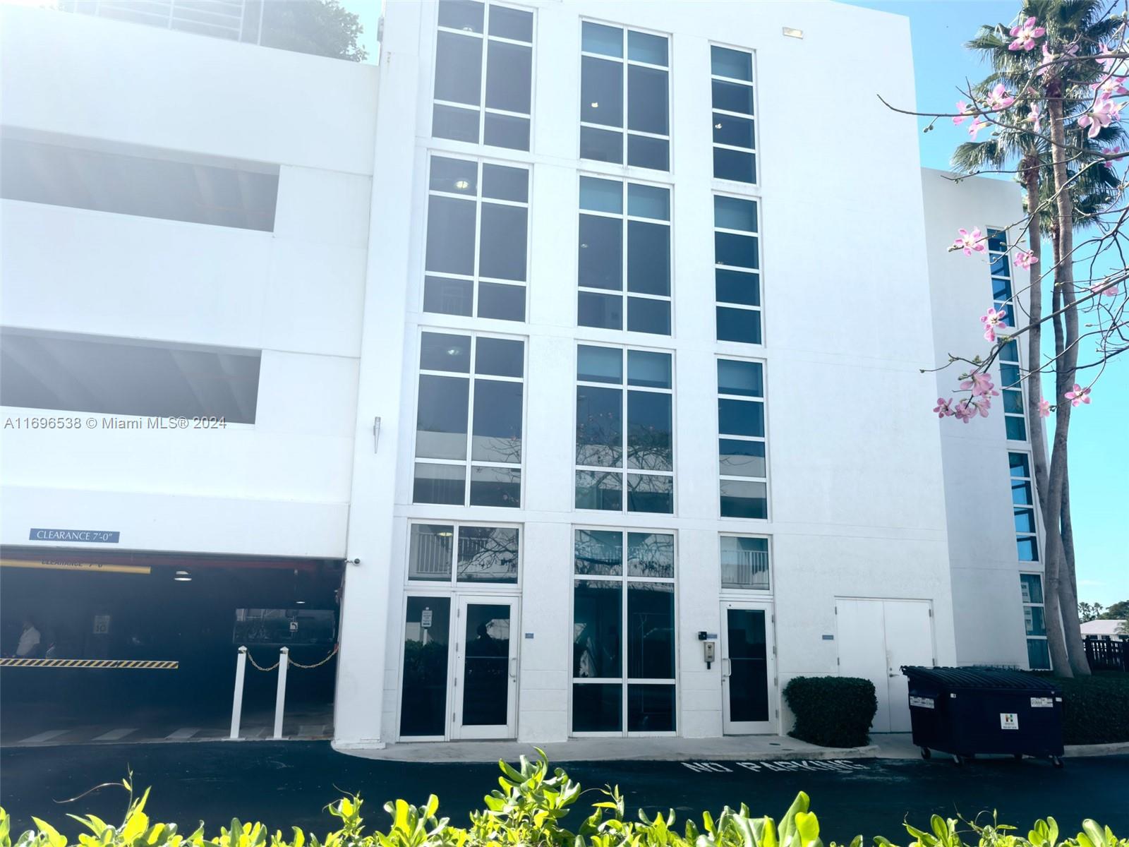 OCEAN MARINE YACHT CLUB C - Residential