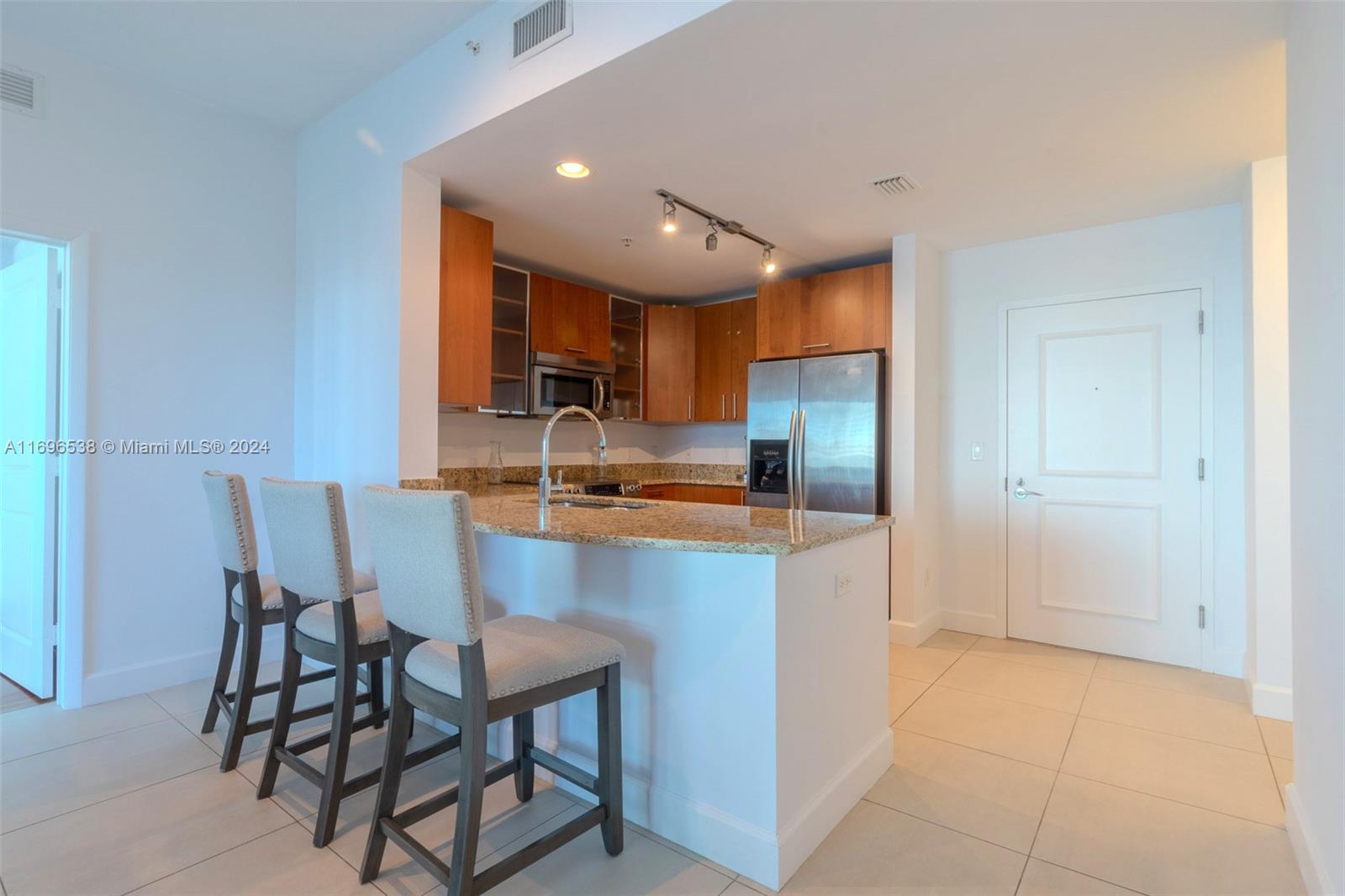 OCEAN MARINE YACHT CLUB C - Residential