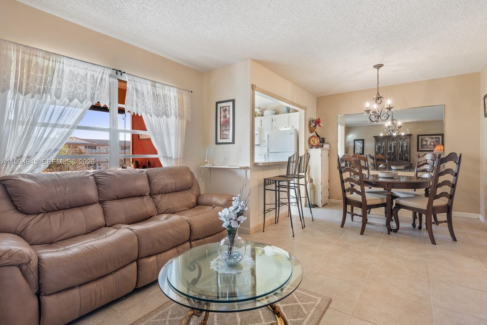 BEVERLY HILLS CONDO NUMBE - Residential Lease