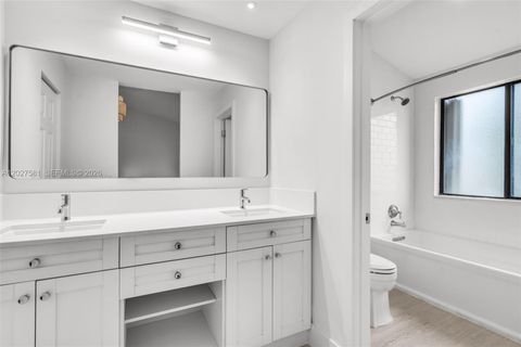 Tiny photo for 21160 Mainsail Cir #H12, Aventura, FL 33180 (MLS # A12027581)
