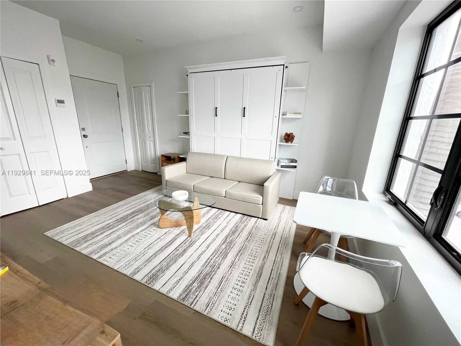 POLO CONDO - Residential Lease