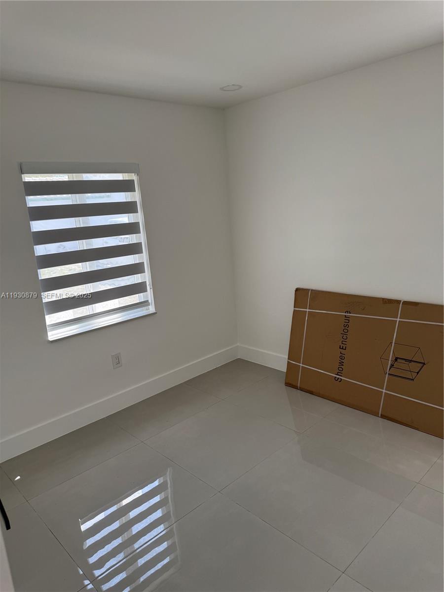 REV PL SEC 2 COUNTRY CLUB - Residential Lease