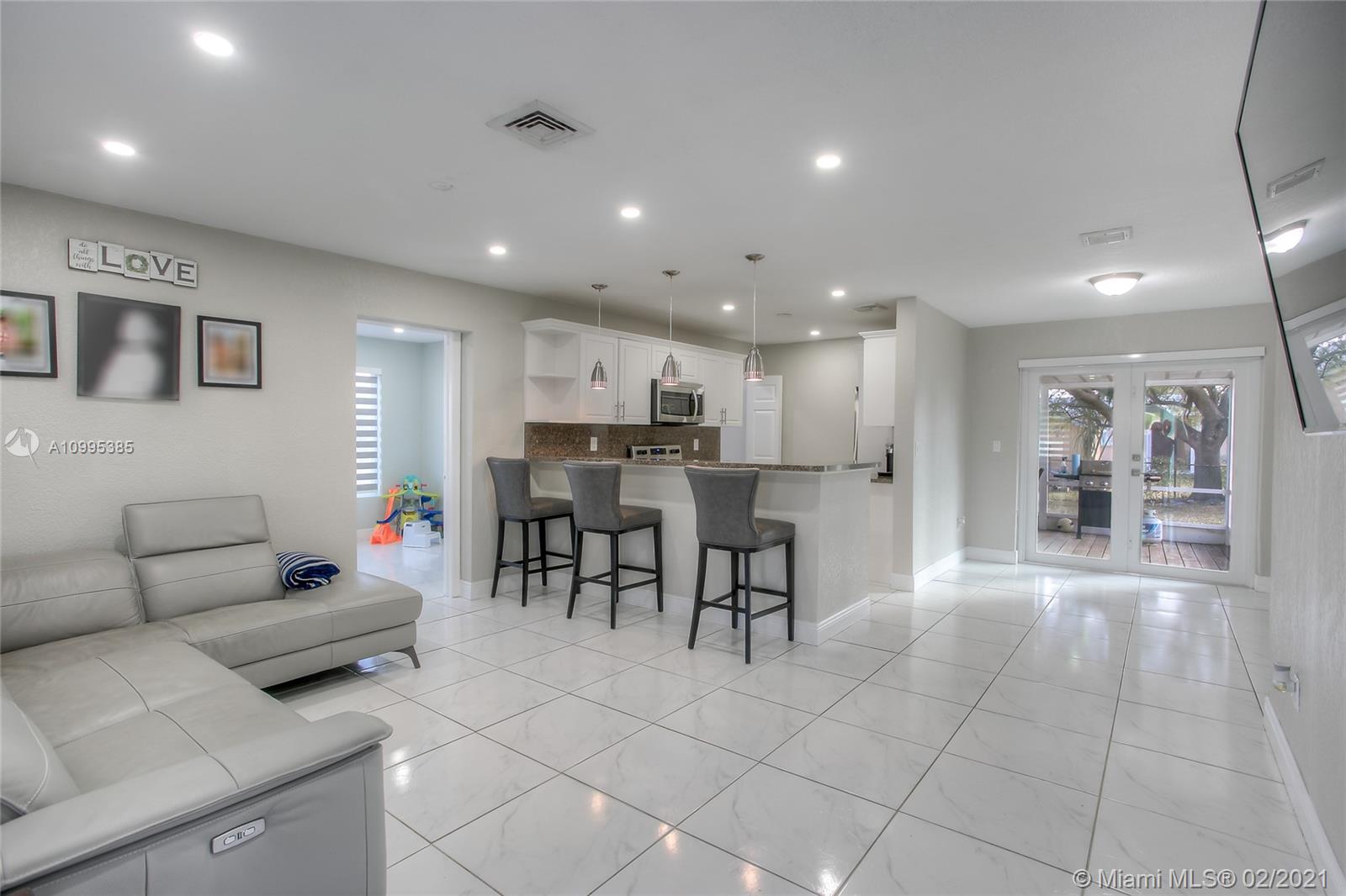 CAROL CITY 5TH ADDN - Residential