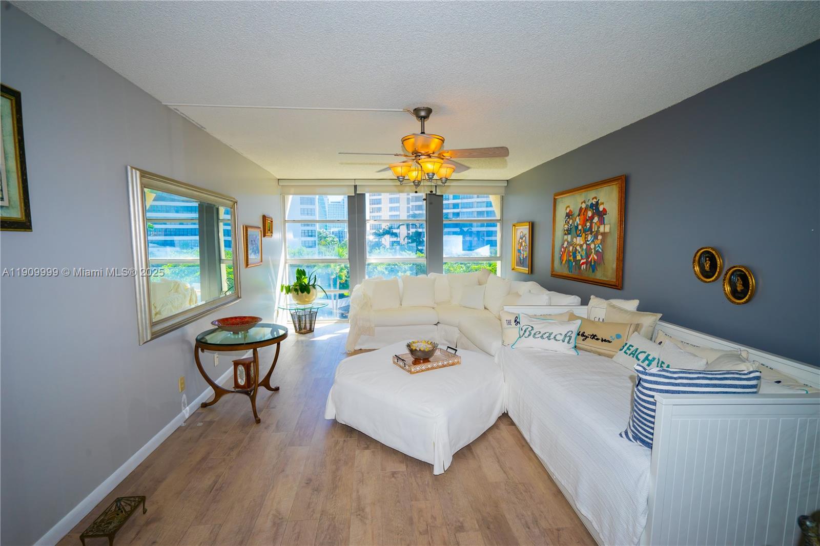 DESOTO PARK CONDO - Residential Lease