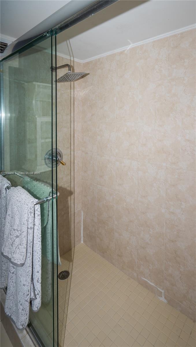 DESOTO PARK CONDO - Residential Lease