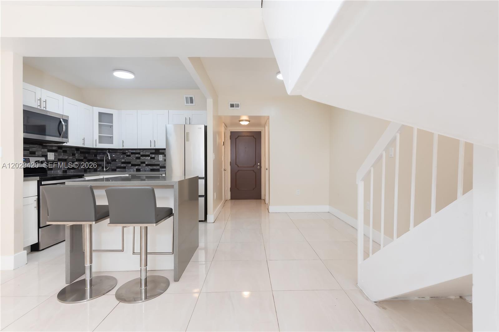 300 NW 42nd Ave 411