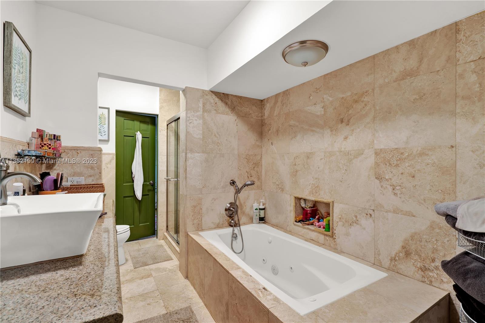 BAY POINT - Residential