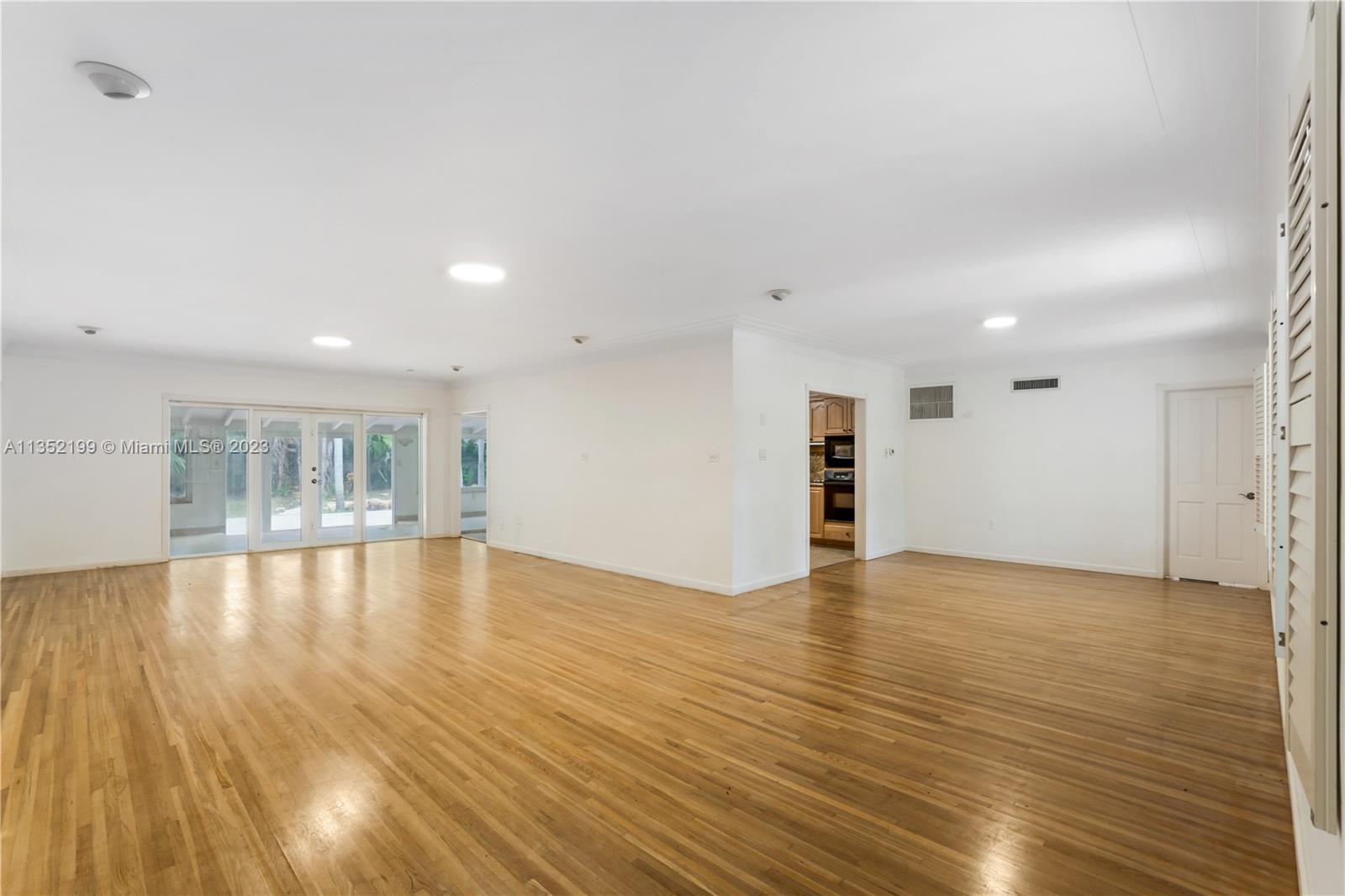 BAY POINT - Residential