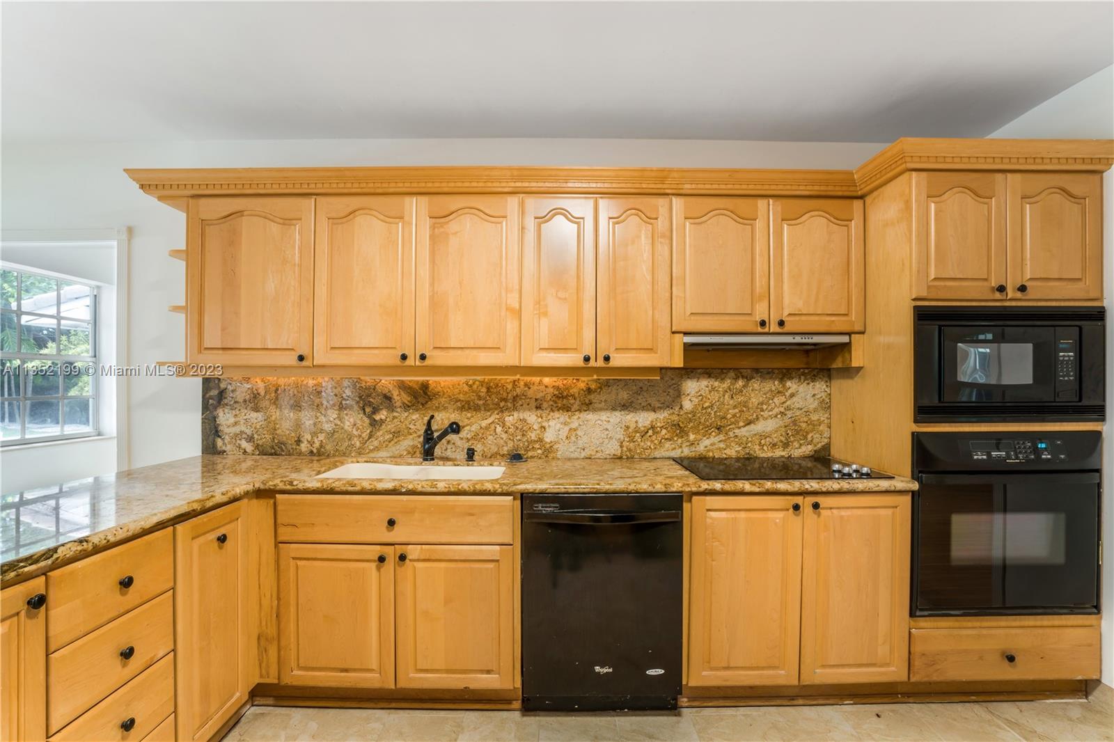 BAY POINT - Residential