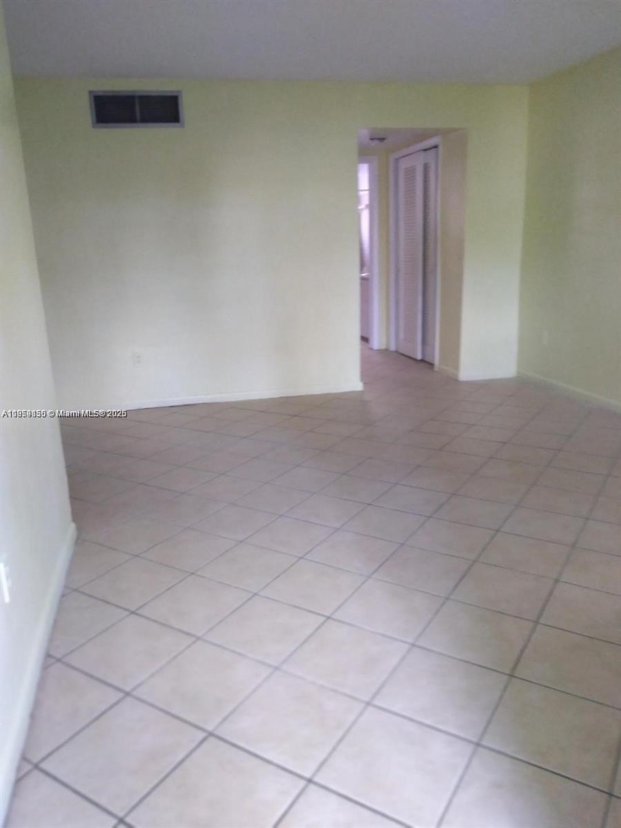 ST JAMES PARK WEST ADD - Residential Lease