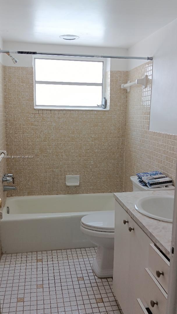 ST JAMES PARK WEST ADD - Residential Lease