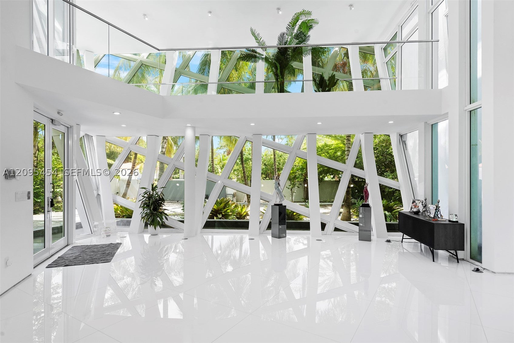 480 Ocean Blvd