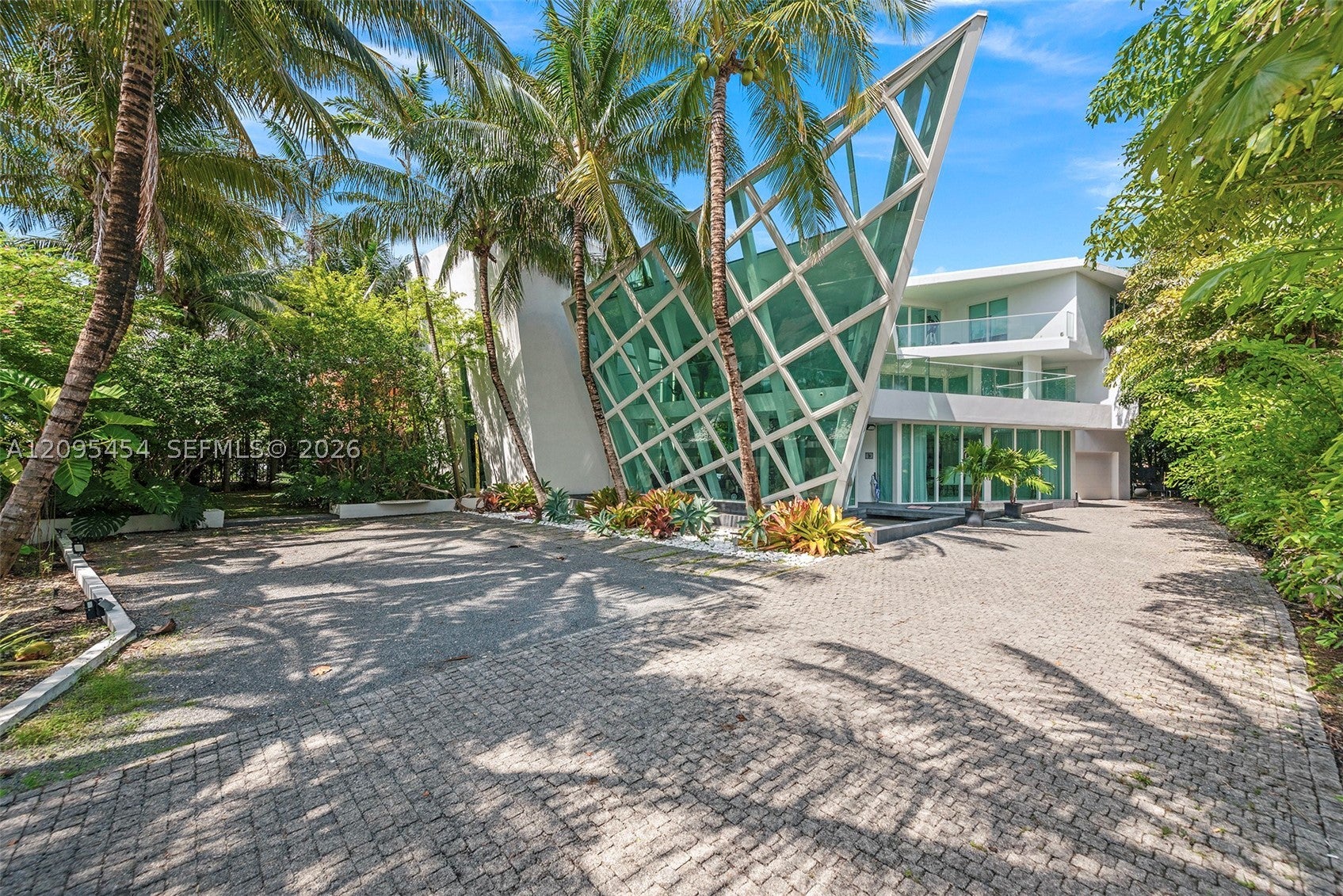 480 Ocean Blvd