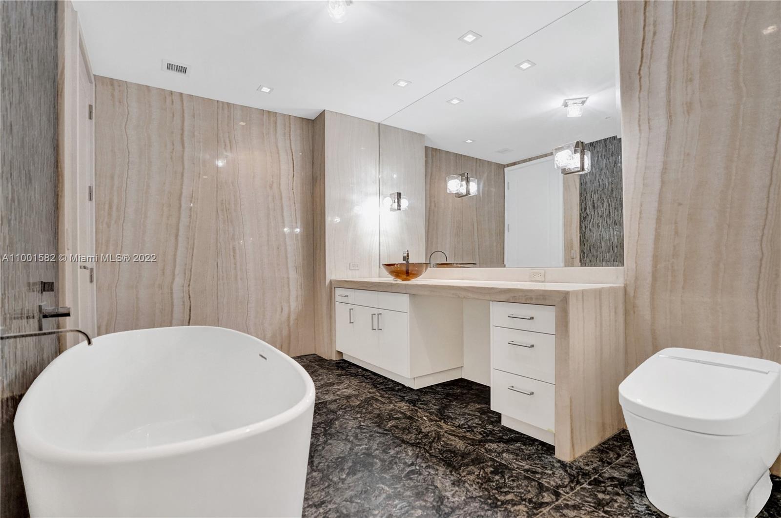 17749 COLLINS AVENUE COND - Residential