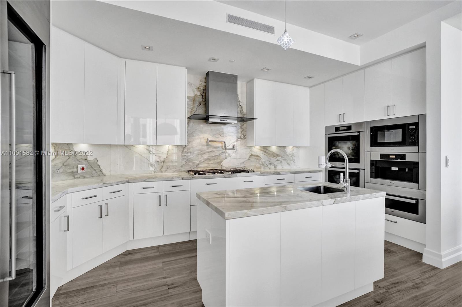 17749 COLLINS AVENUE COND - Residential