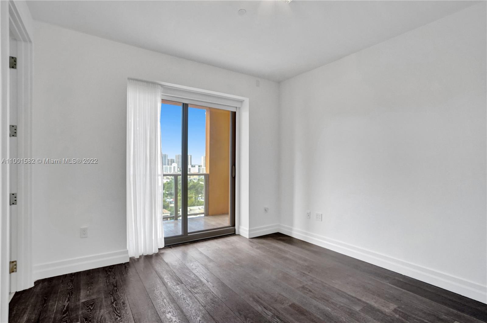 17749 COLLINS AVENUE COND - Residential