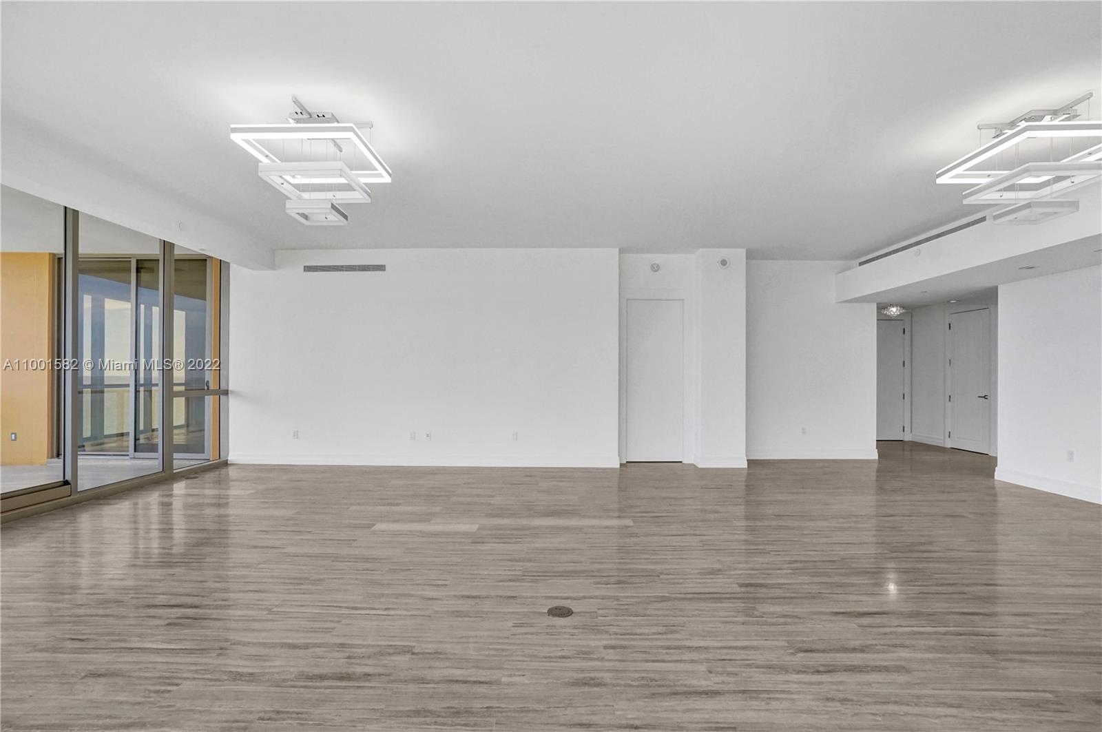 17749 COLLINS AVENUE COND - Residential