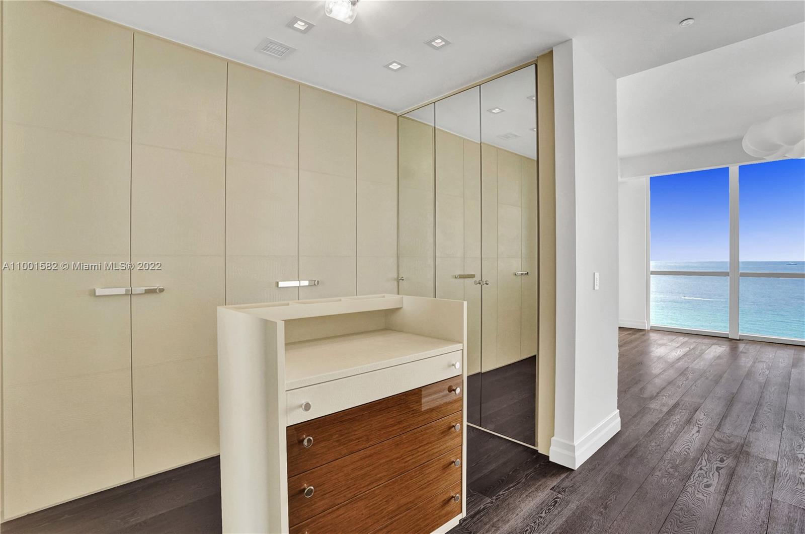 17749 COLLINS AVENUE COND - Residential