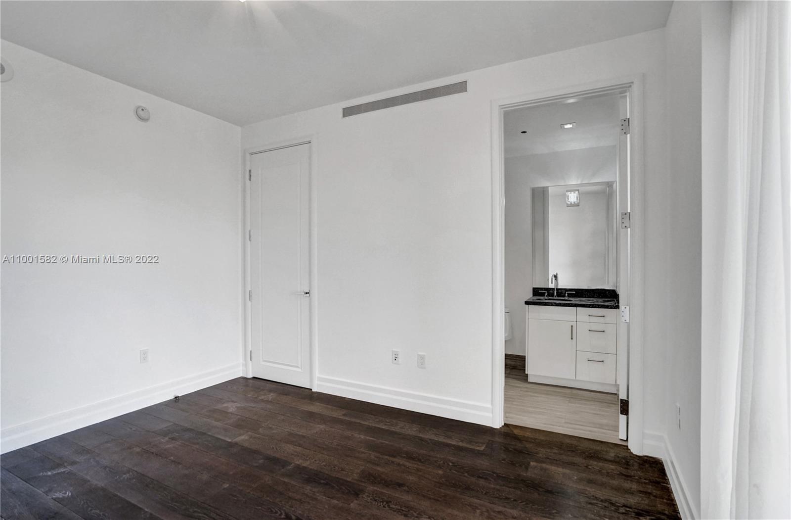 17749 COLLINS AVENUE COND - Residential