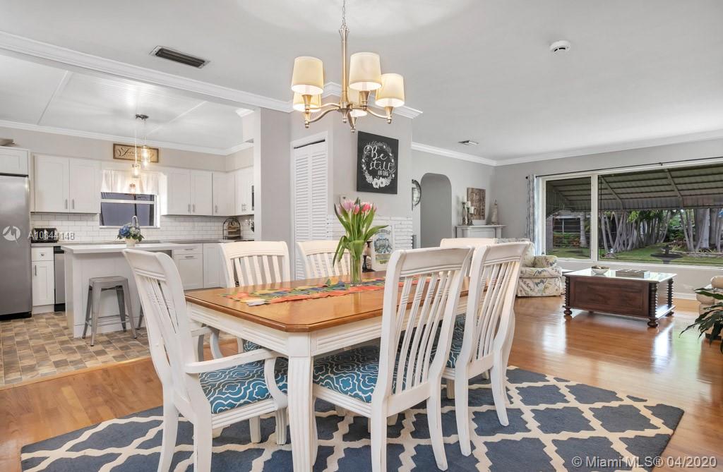 HOLLYWOOD LAKES SEC - Residential