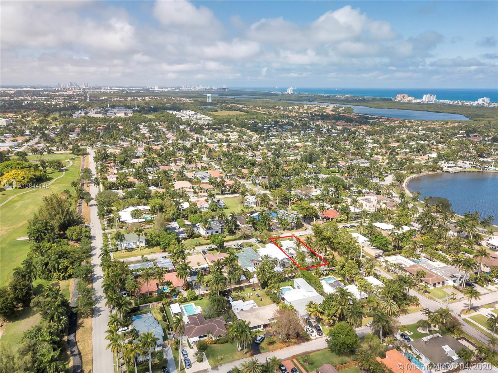 HOLLYWOOD LAKES SEC - Residential